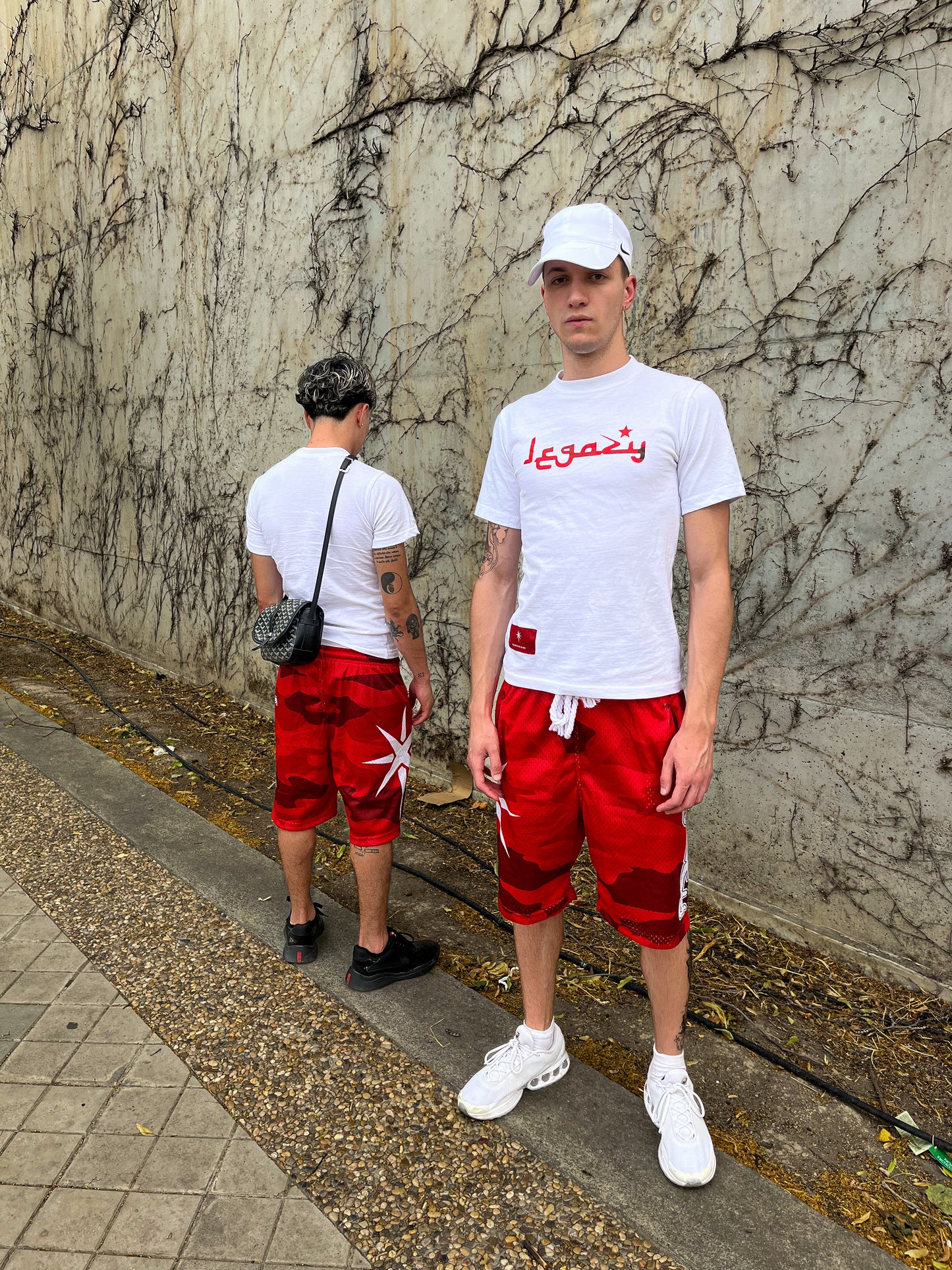 SHORT CAMO RED